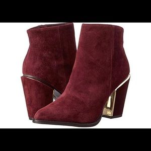 Aldo Suede booties size 39